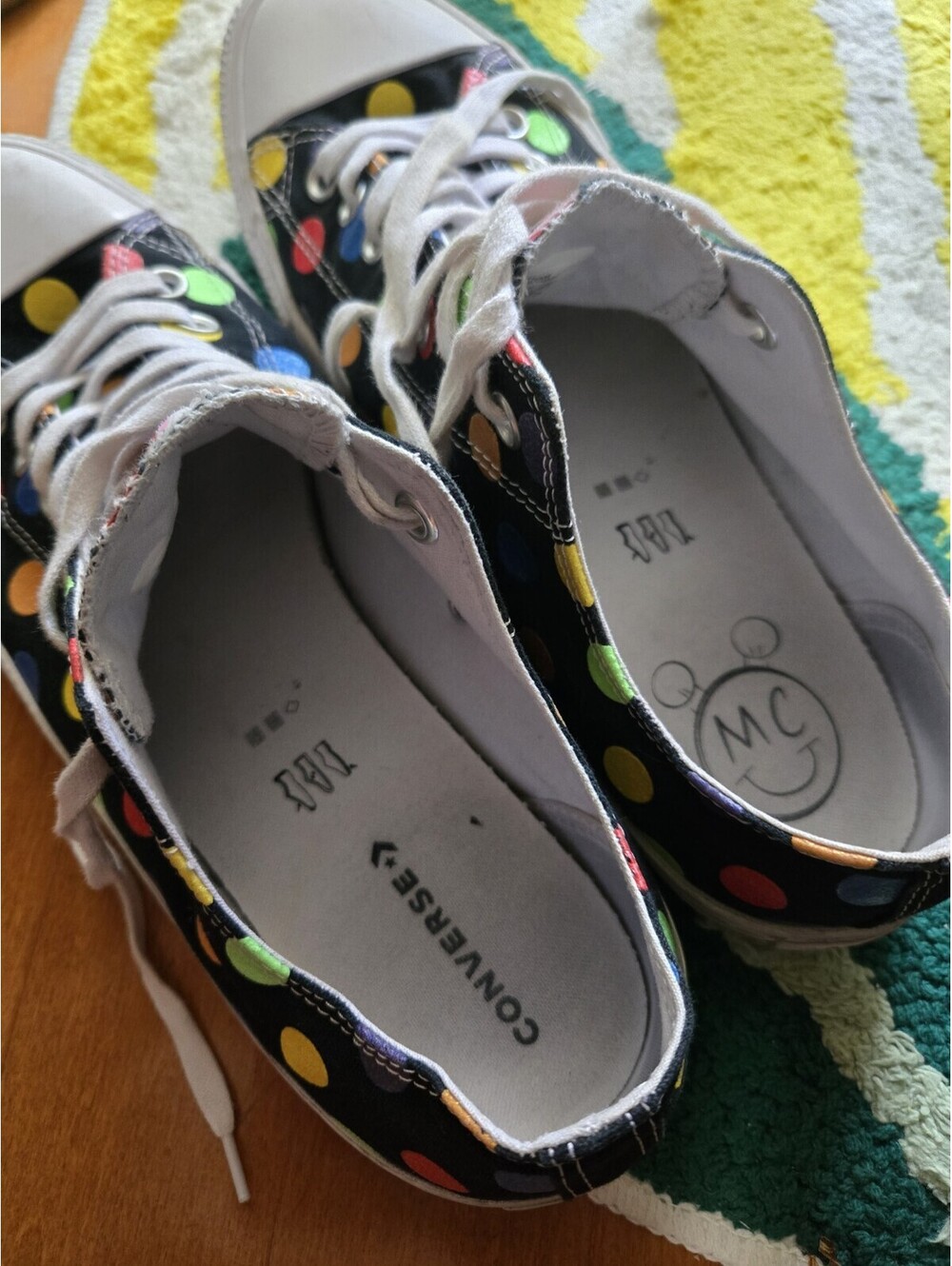 MILEY CYRUS CONVERSE ALL STAR SNEAKER RAINBOW POLKA DOT PRIDE SIZE MEN 12/ WO 14 - Picture 4 of 8